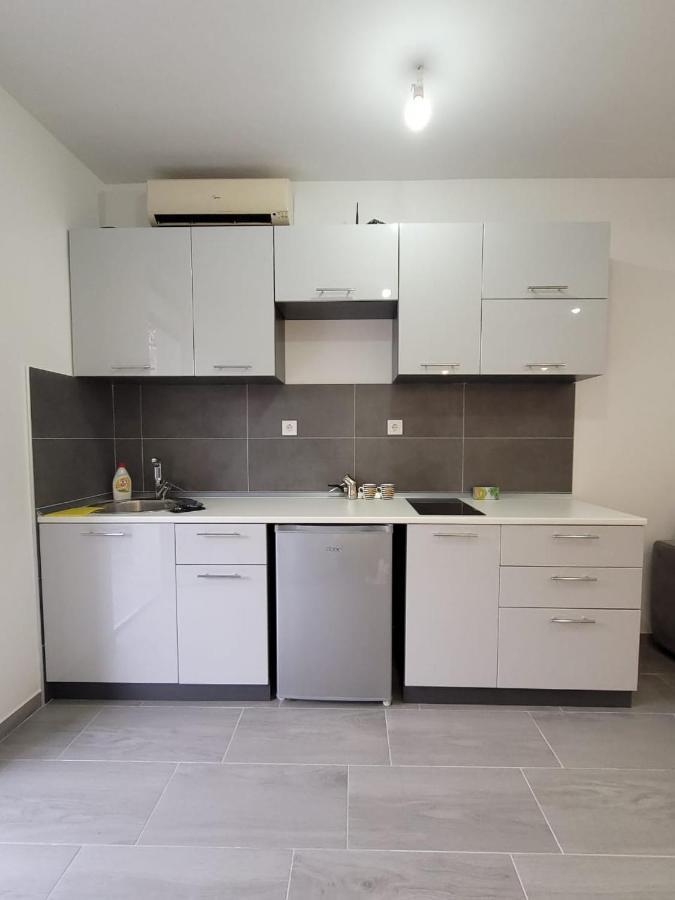 Apartment Diamond -Modern And Lovely Seaside Studio Apartment Kotor Extérieur photo